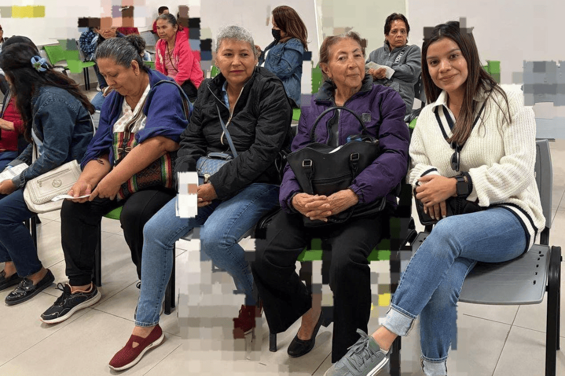Entrega de Mastografías a las ganadoras de la primera carrera "Mujeres en Movimiento"